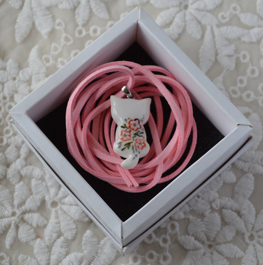 Прикраса Підвіска Котик розмальований квітками