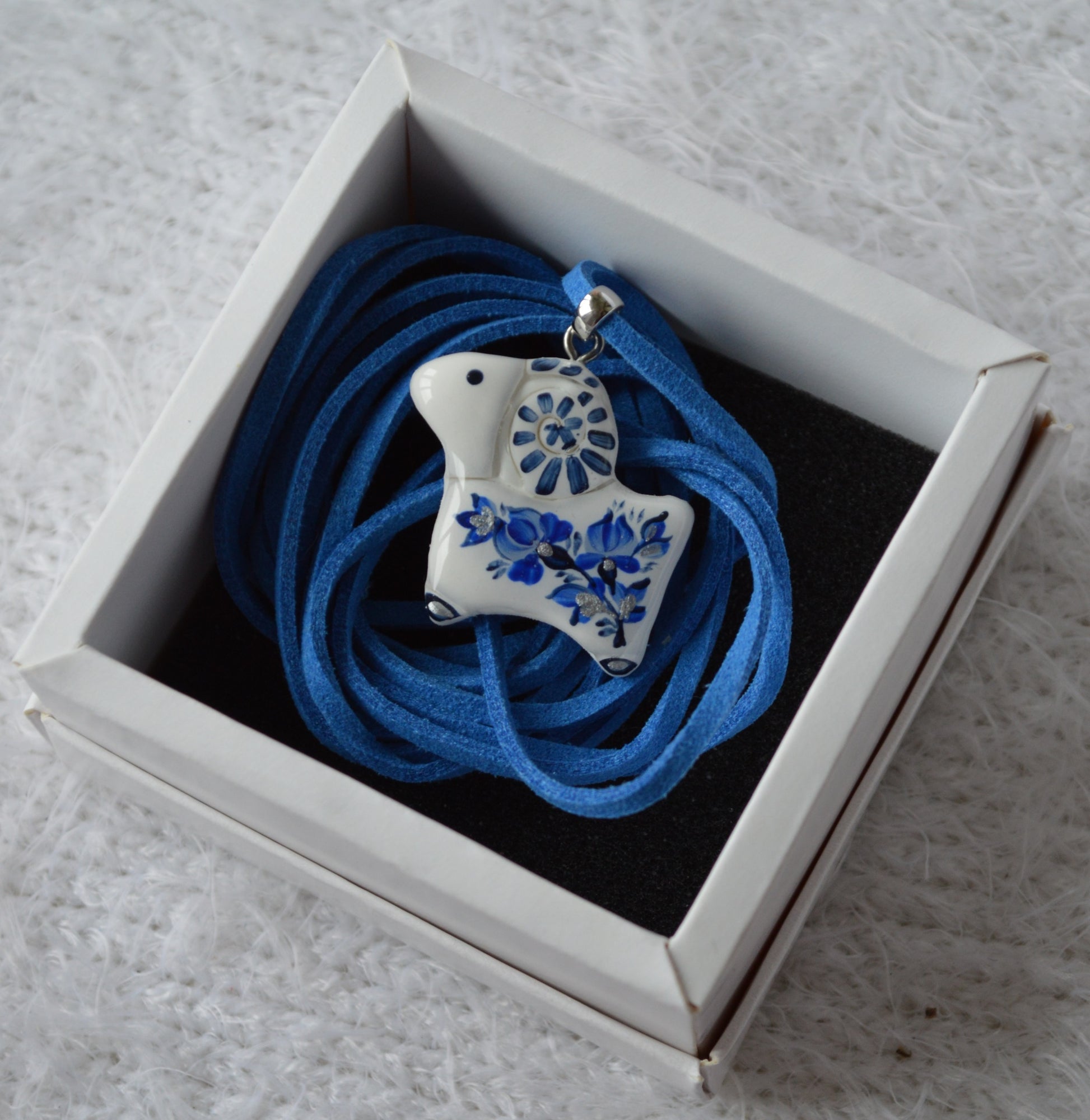 Підвіска Баранчик з петриківським розписом. Баранчик з запікаємої полімерної глини.