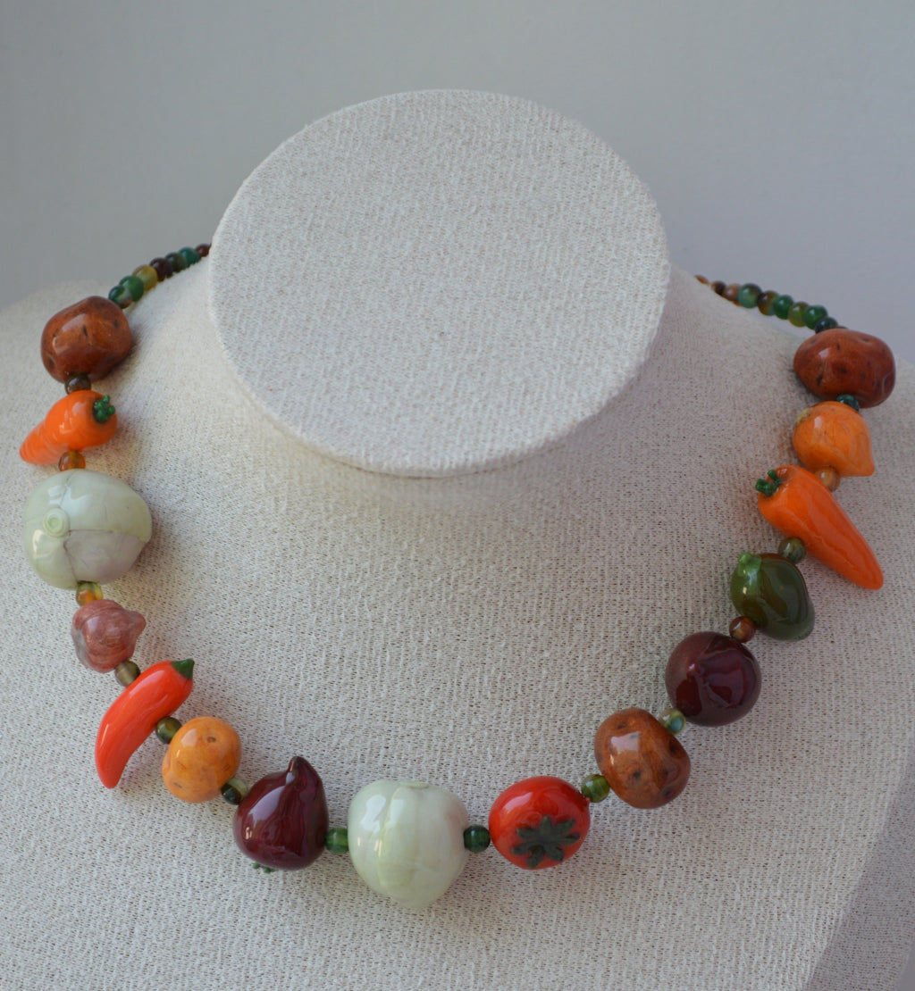 Necklace "Borscht"