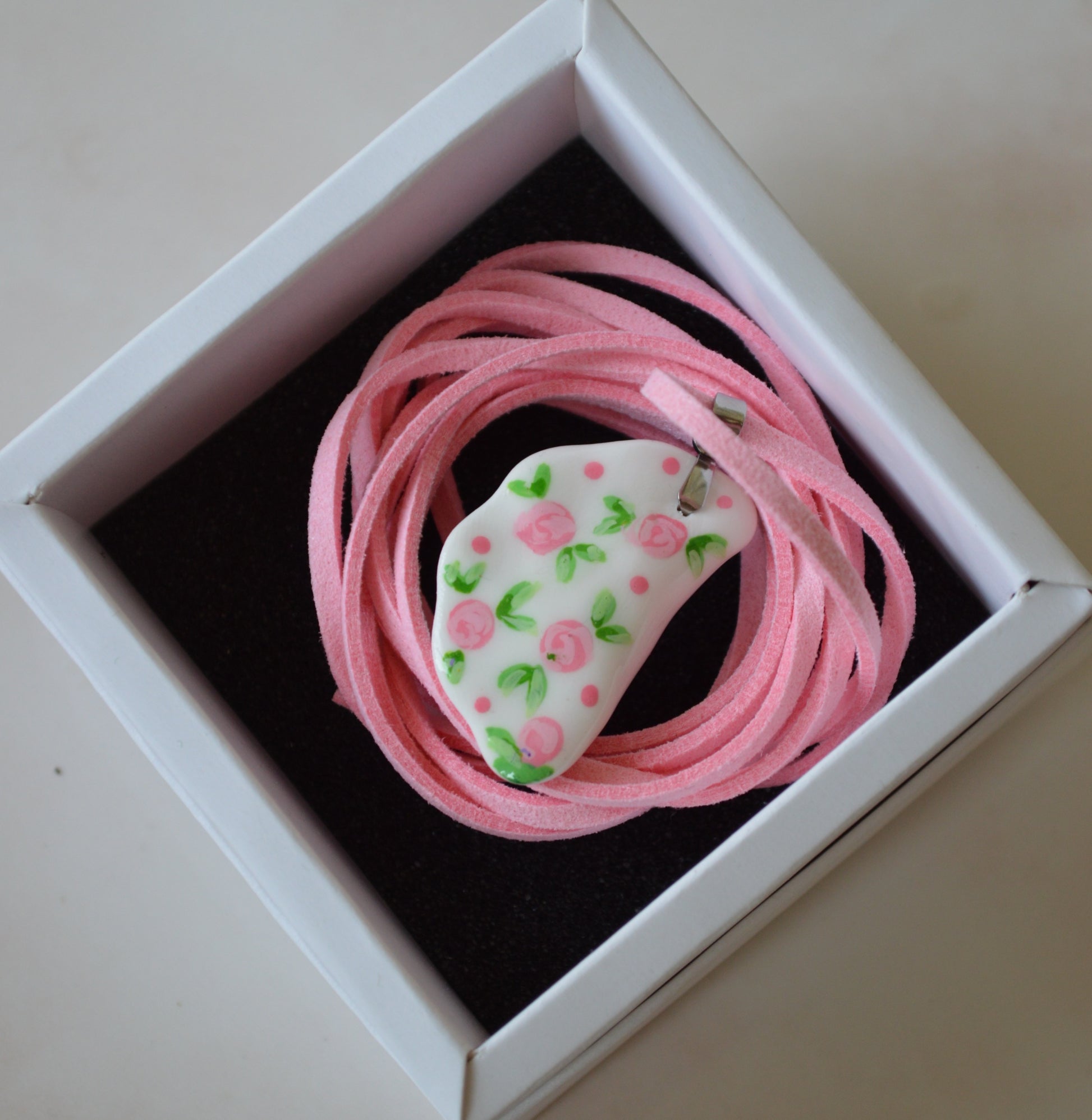 Pendant "Varenyk with Floral Painting"