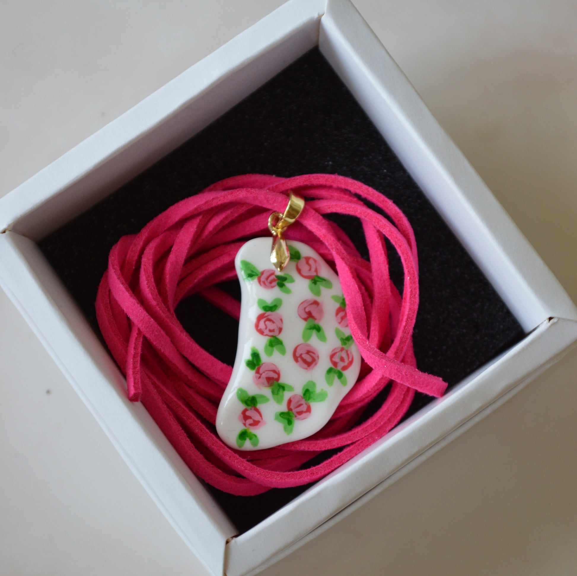 Pendant "Varenyk with Floral Painting"