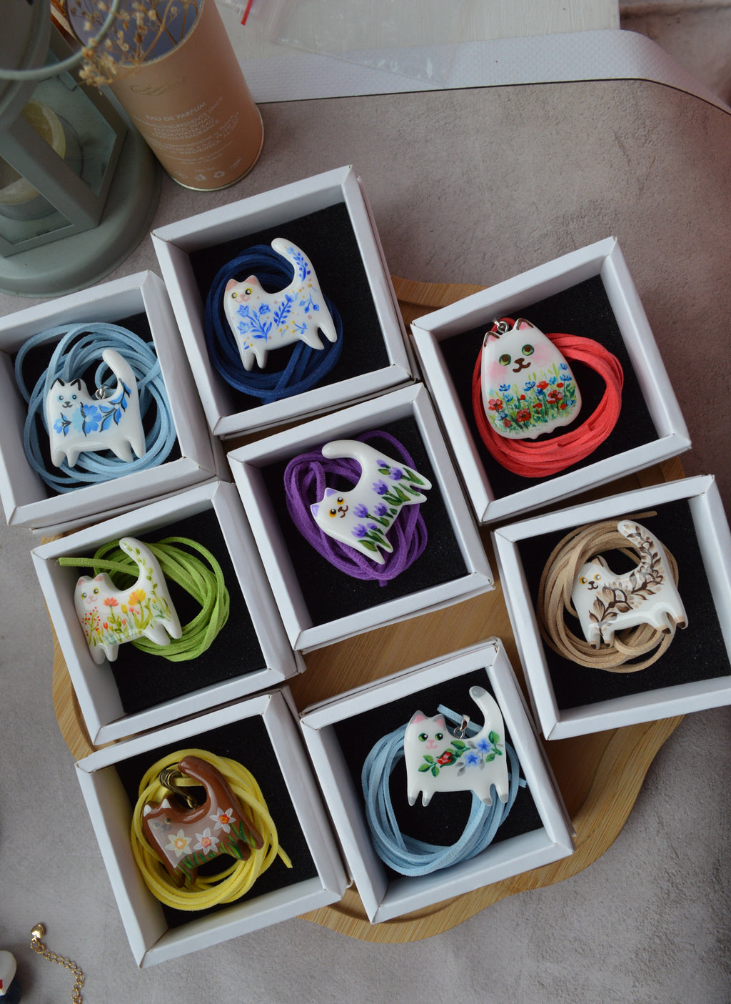 Підвіска на шнурочку "Котик з розписом"